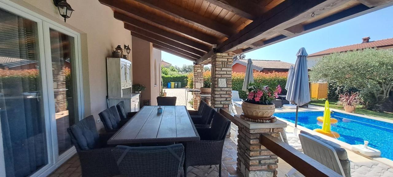 Villa Agava Umag Eksteriør bilde