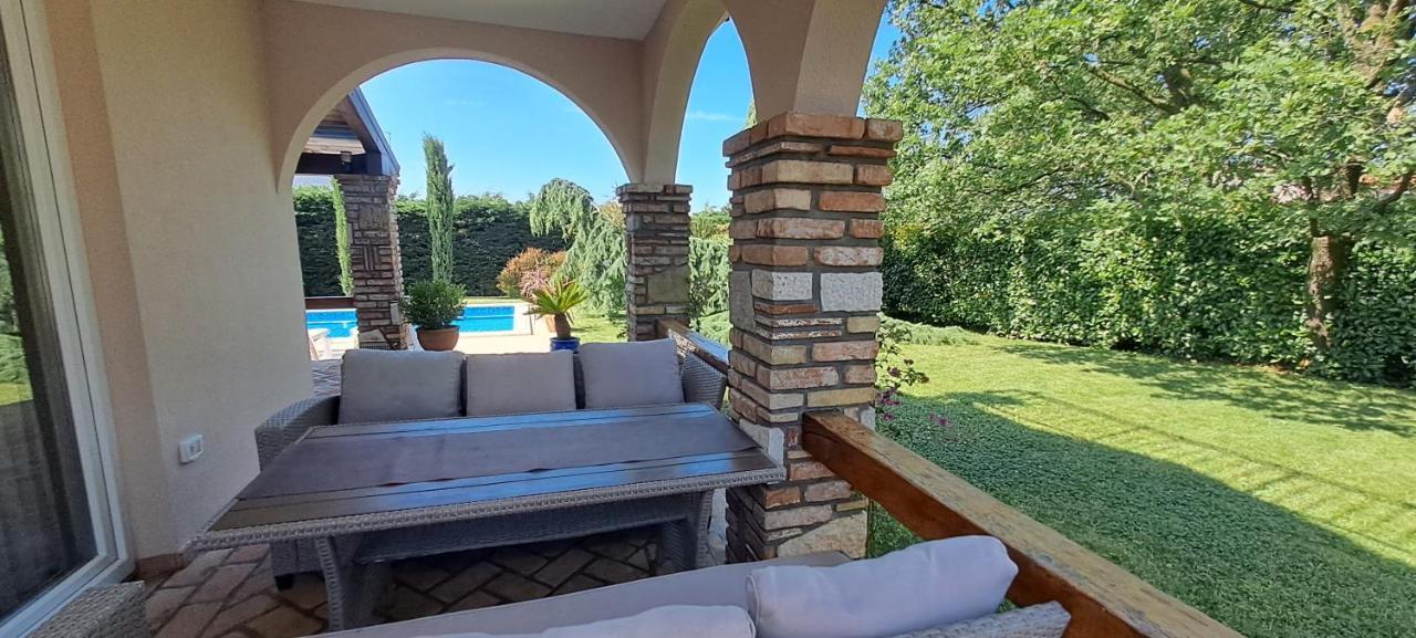 Villa Agava Umag Eksteriør bilde
